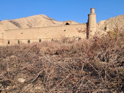 بنای مدرسه دینی سید قلیچ ایشان نیاز به توجه متولیان دارد