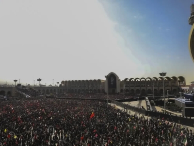 تصاویر جمعیت حاضر در مصلی تهران برای وداع با رهبر شهید انقلاب