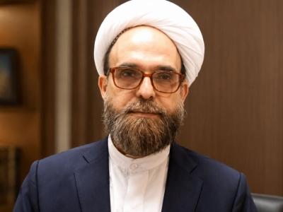 عالم اهل سنت: وداع تاریخی با رهبر شهید، نمایش بنیان مرصوص امت اسلامی