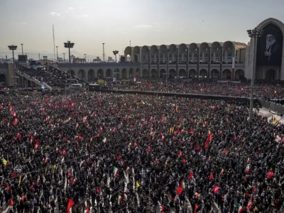 ایران یکشنبه تعطیل شد